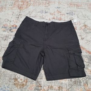 Old navy cargo shorts NWT